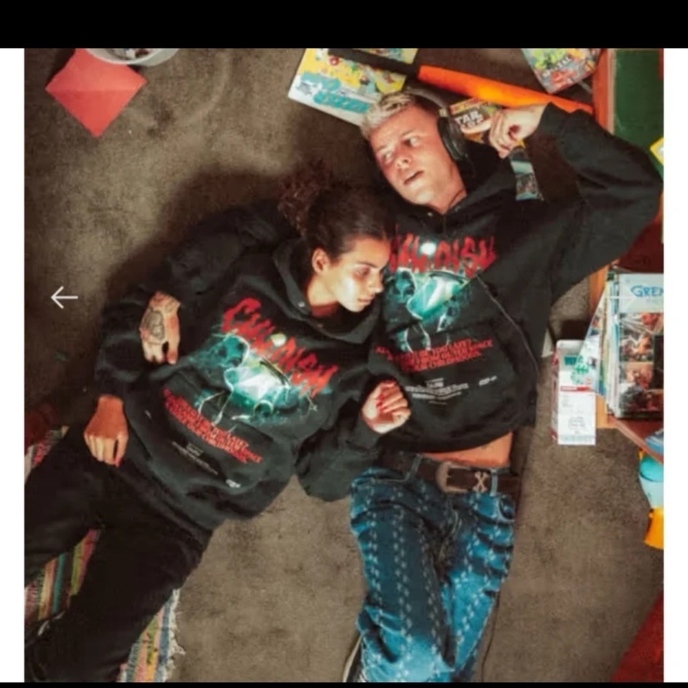 Childish Halloween Limited Edition Alien Abduction Hoodie size Large - Picture 6 of 12